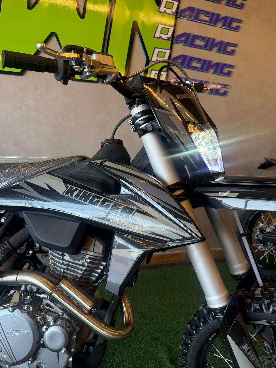 KR250i Detalhe 2